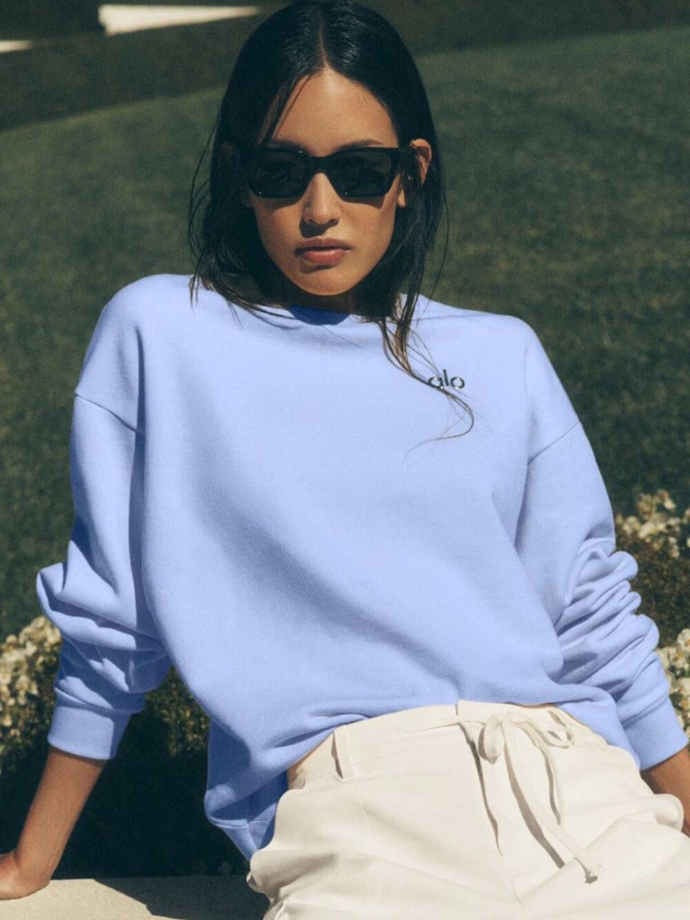 NEW Alo Accolade Crew Neck Pullover Sweatshirt in Light Provence Blue